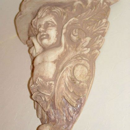 Cherub Corbel Antiqued Aged